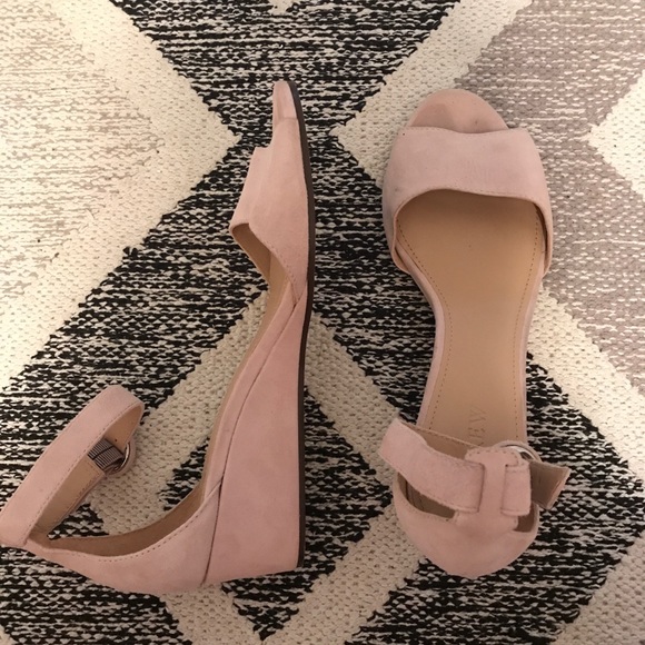 Jcrew Laila suede wedges in light pink - Picture 1 of 5